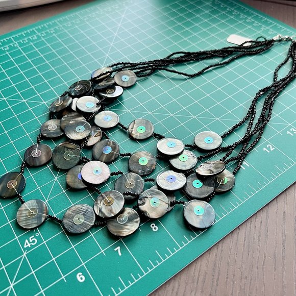 New Fashionable Sea Shell Grey Tone Multi Strain Necklace - Picture 2 of 3